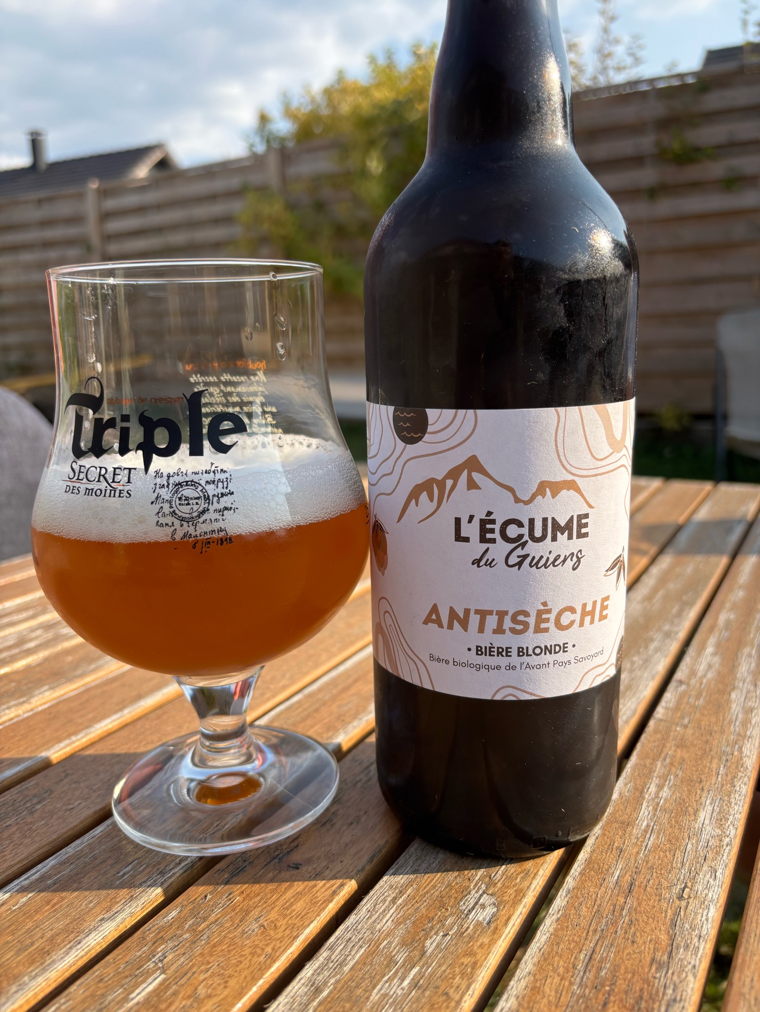 Antiseche, L'Écume Du Guiers