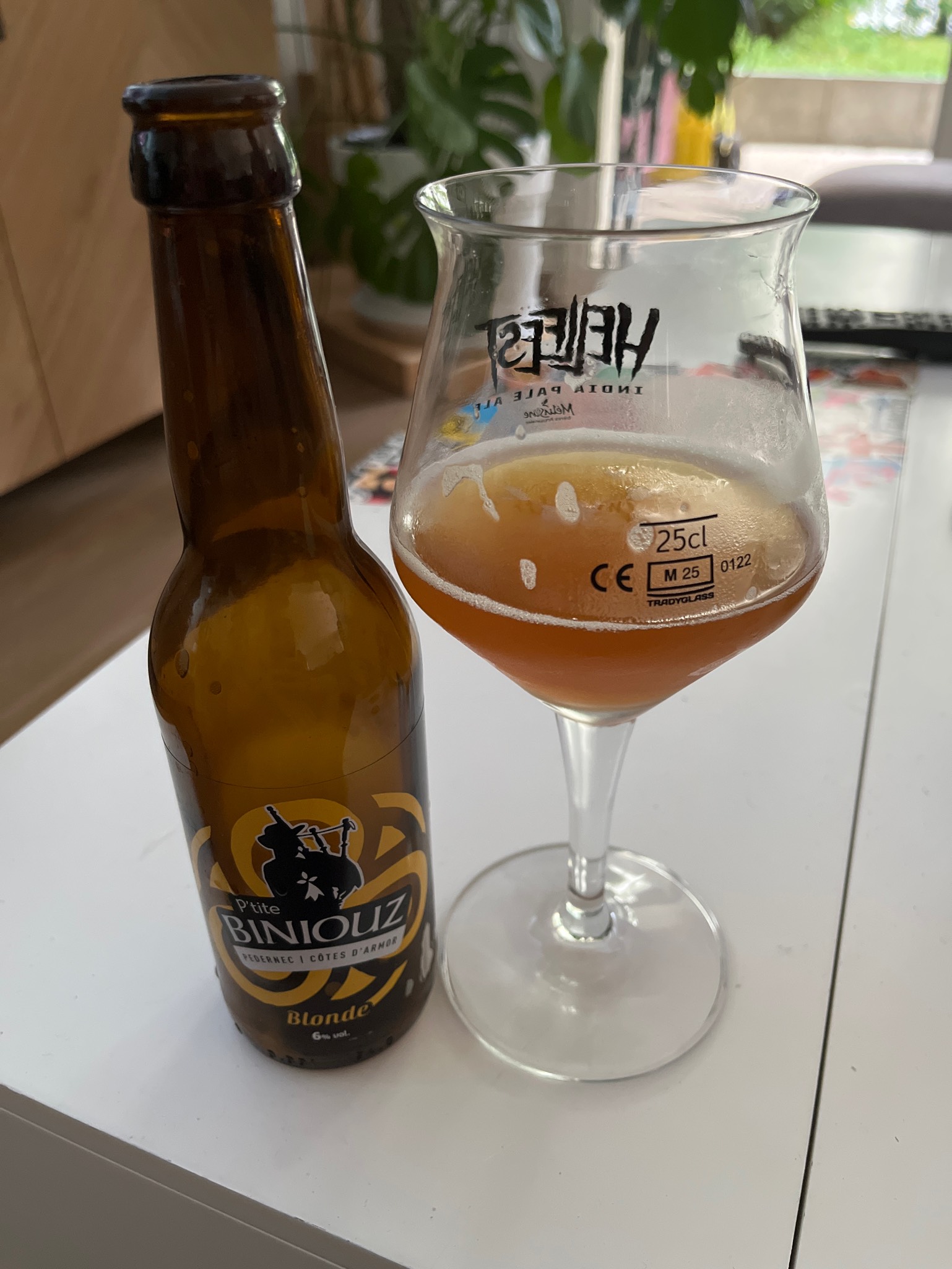 Ma P'tite Biniouz Blonde, France