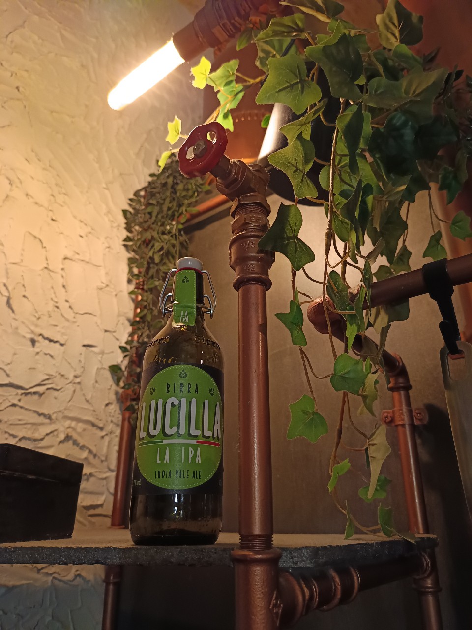 Lucilla La IPA, Italy