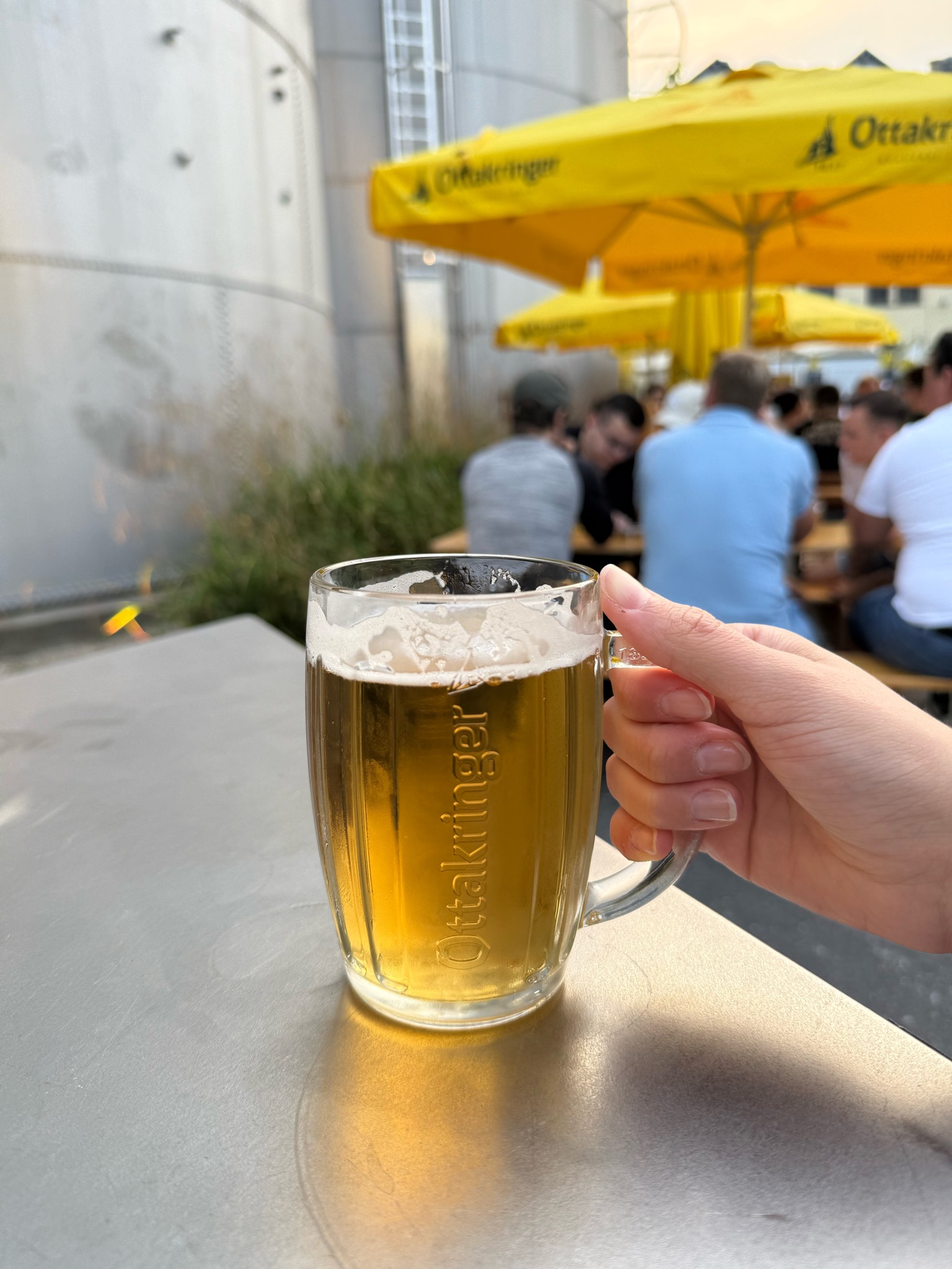 Null Komma Josef, Austria