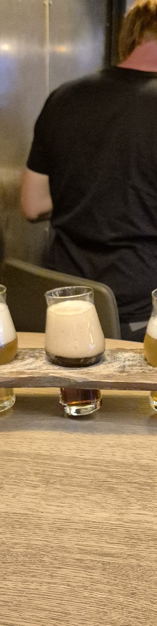 Kraftpaule Dunkles, Kraftpaule