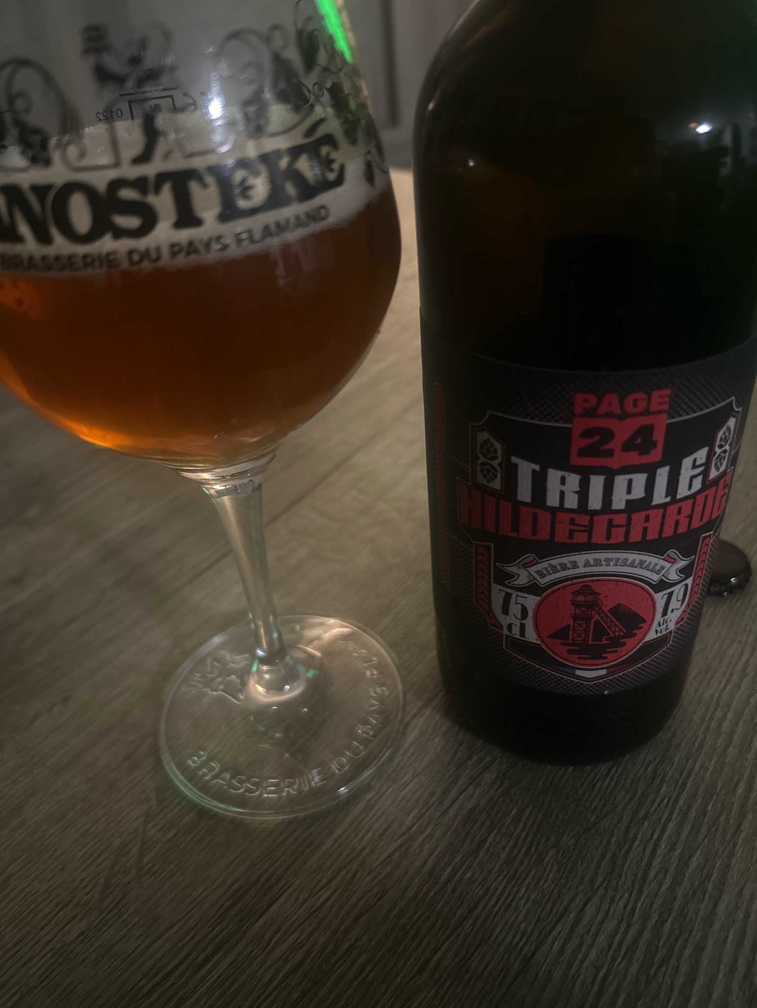 Page 24 Triple, France