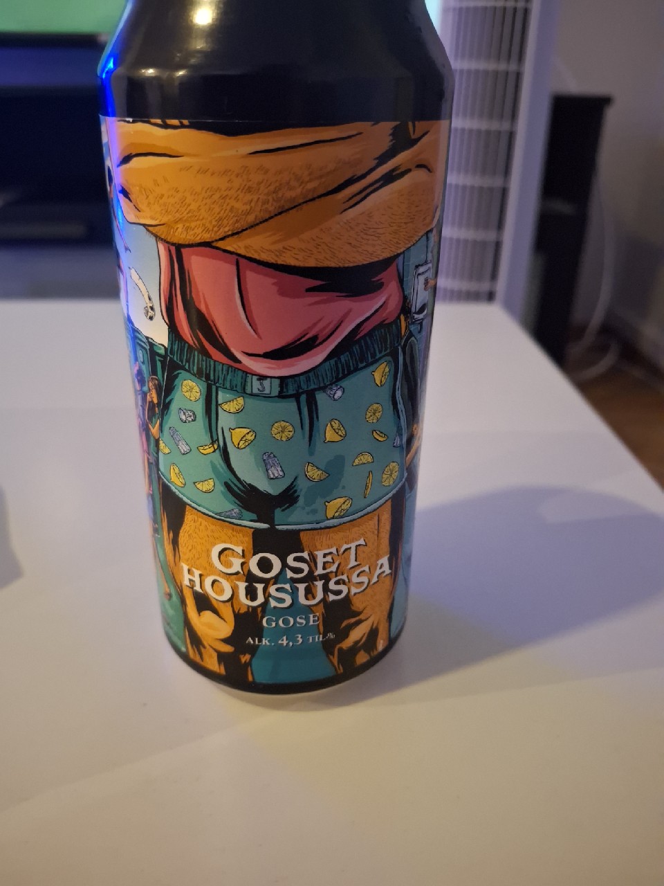 Goset Housussa, Finland