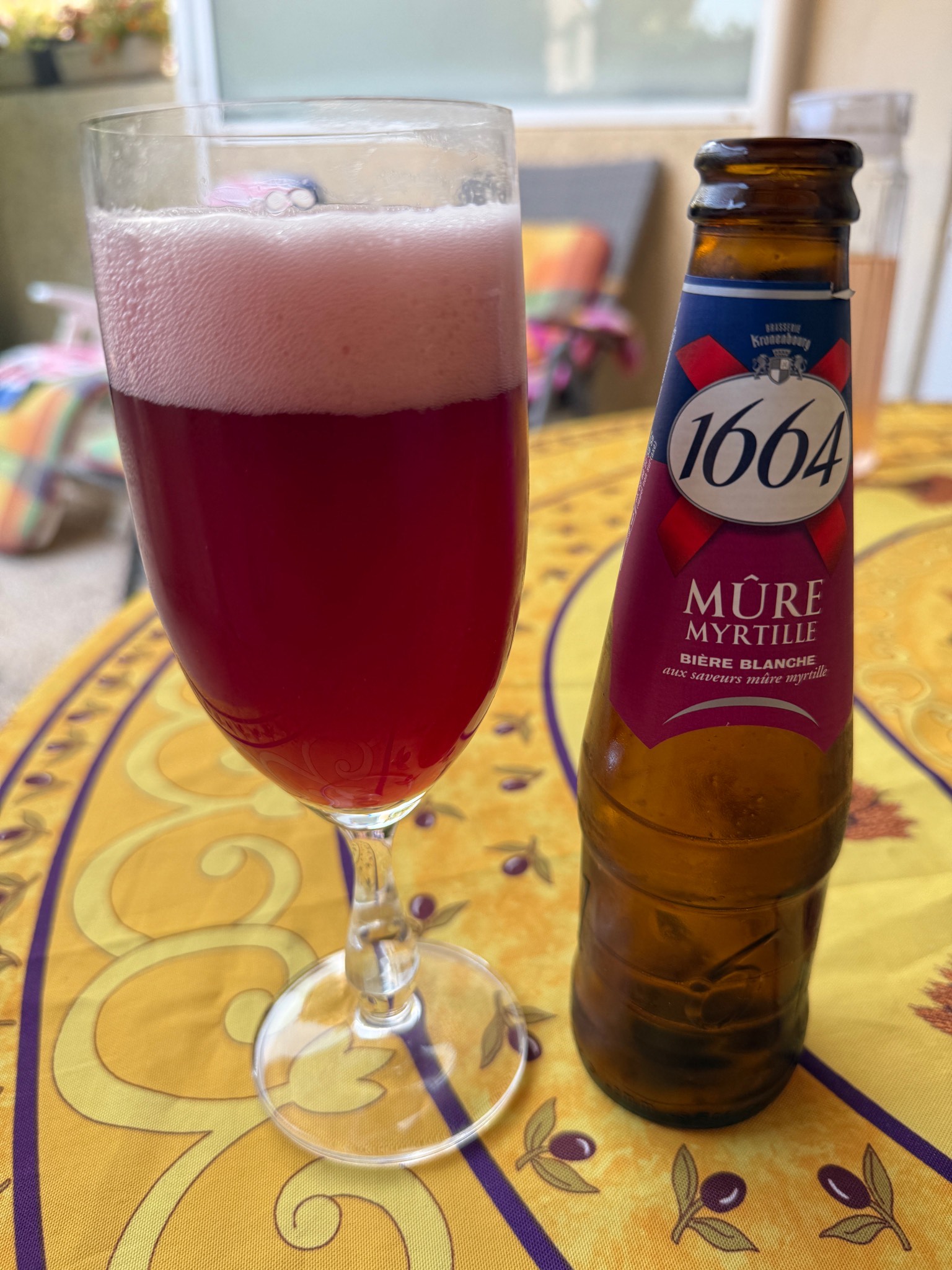 1664 Mûre Myrtille, France