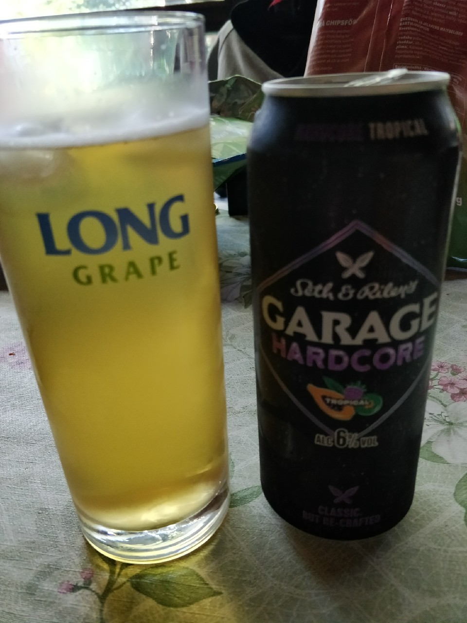 Seth & riley's garage hardcore tropical, Estonia