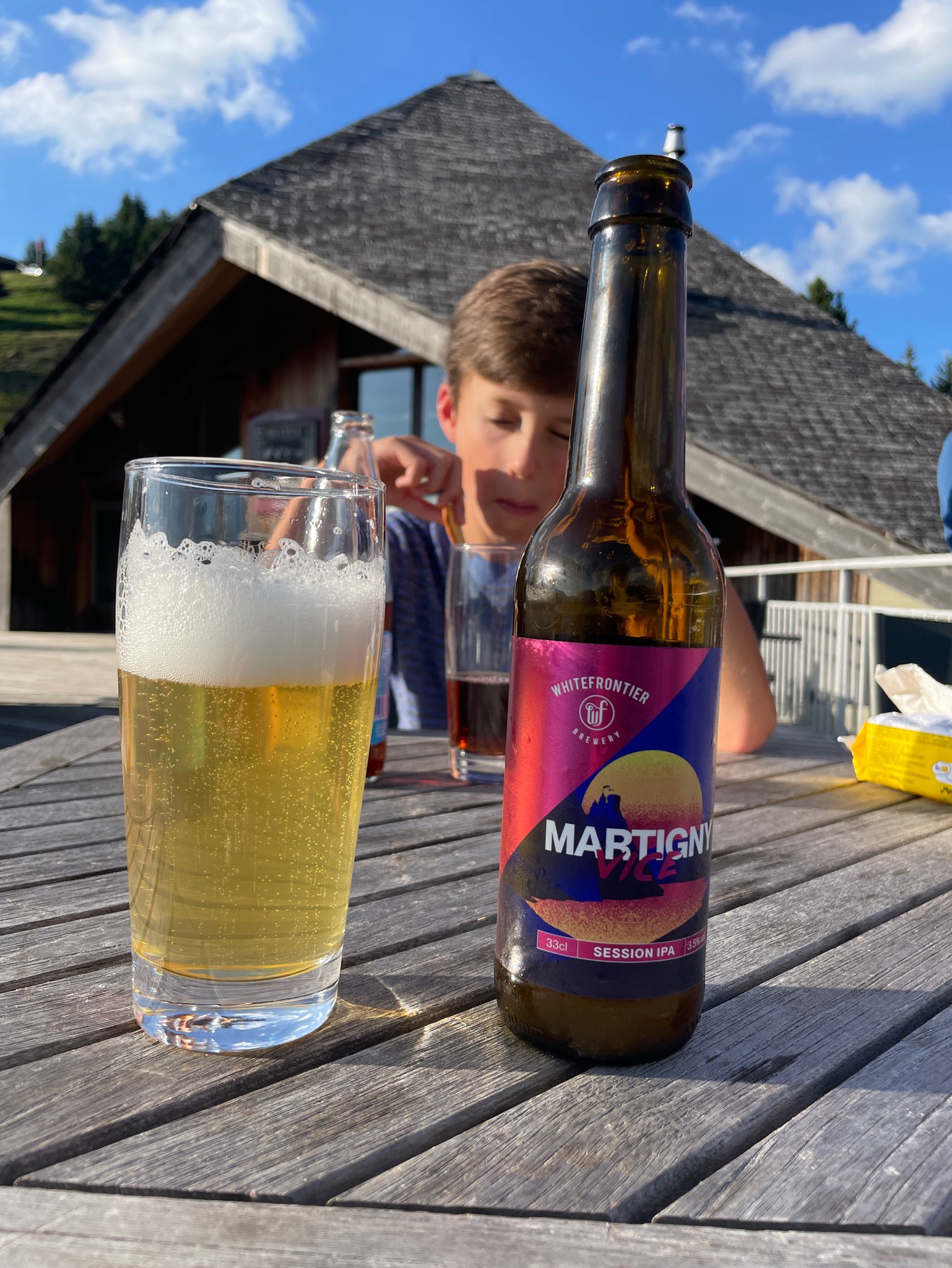 FWT Session IPA, White Frontier Brewery