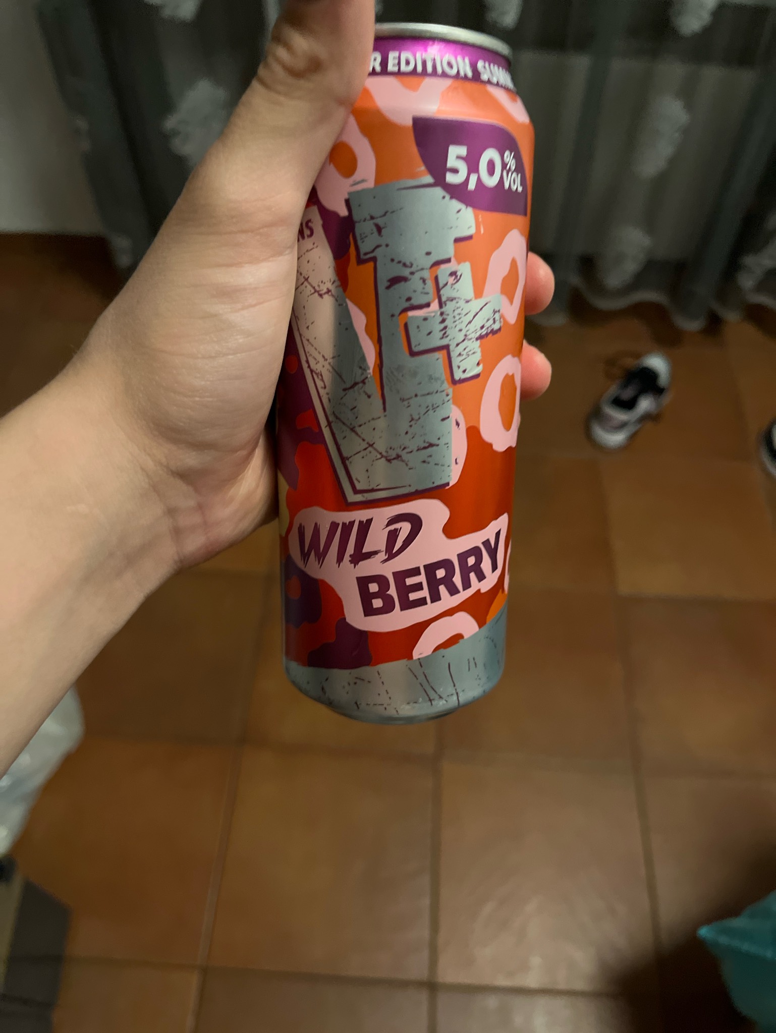 Veltin V + Wild Berry, Germany