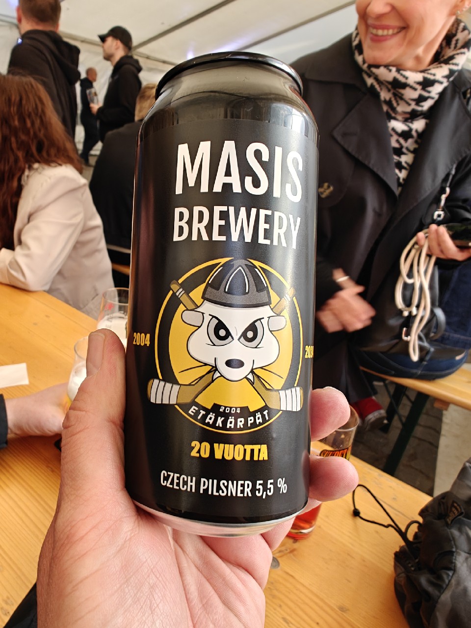 Etäkärpät 20 Vuotta, Finland