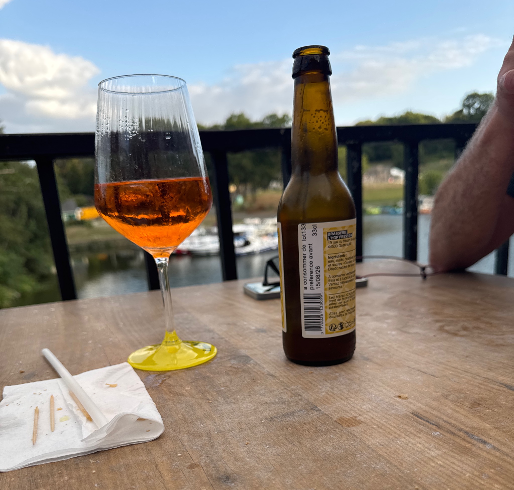 L'Asphyxie, Brasserie L'Hop Pression