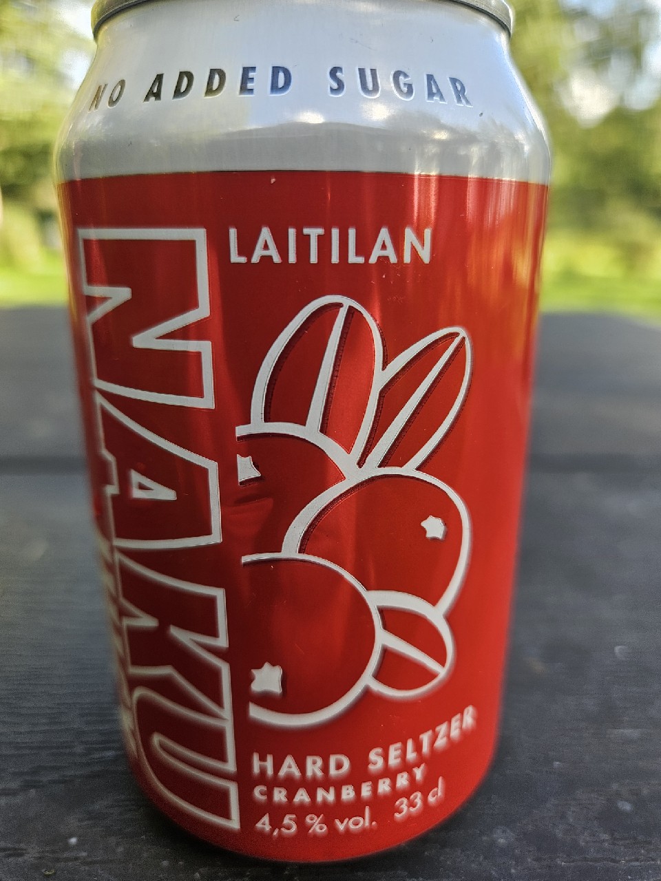 Naku Juicy Hard Seltzer Cranberry, Finland