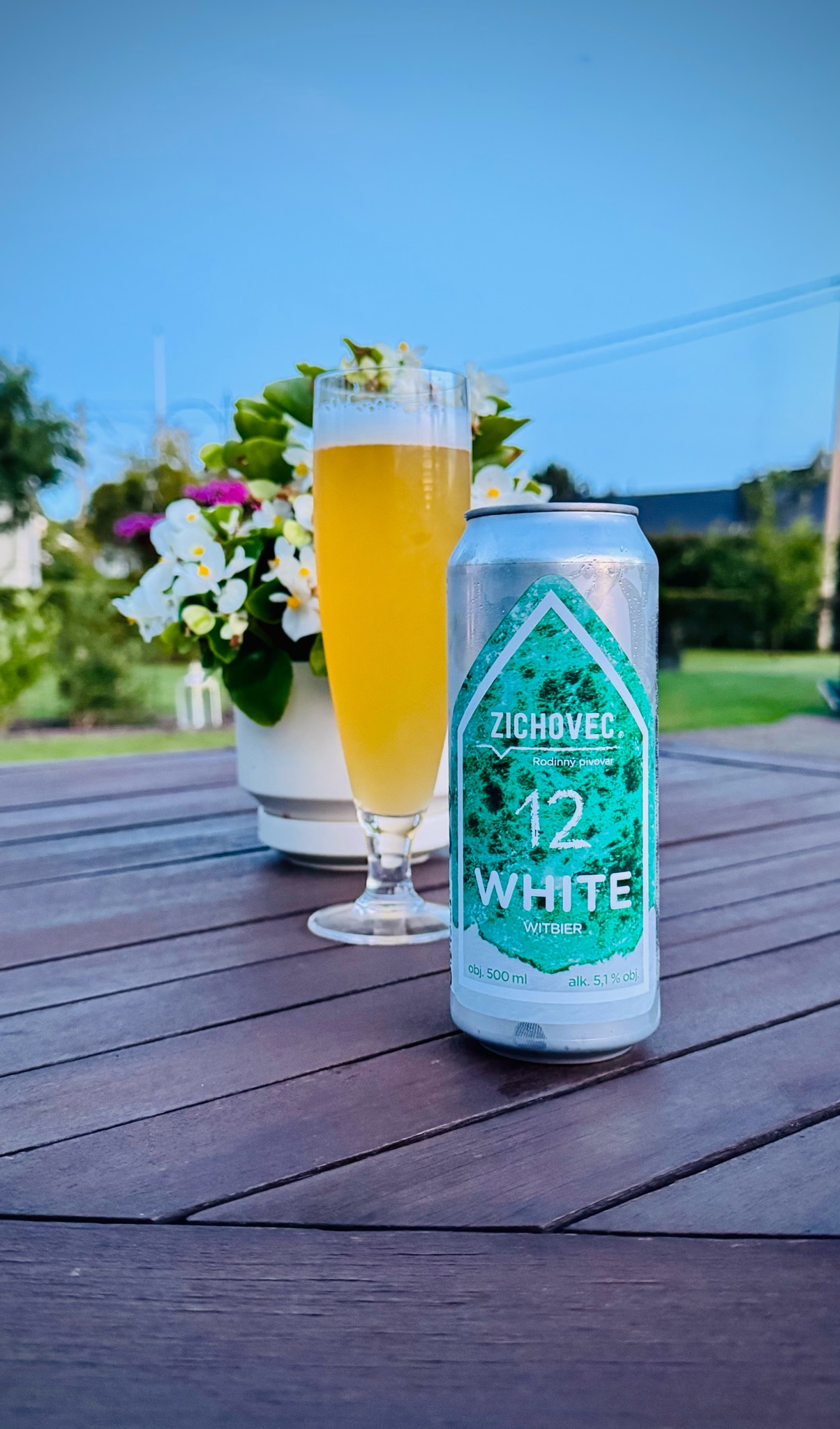 White 12, Czech Republic