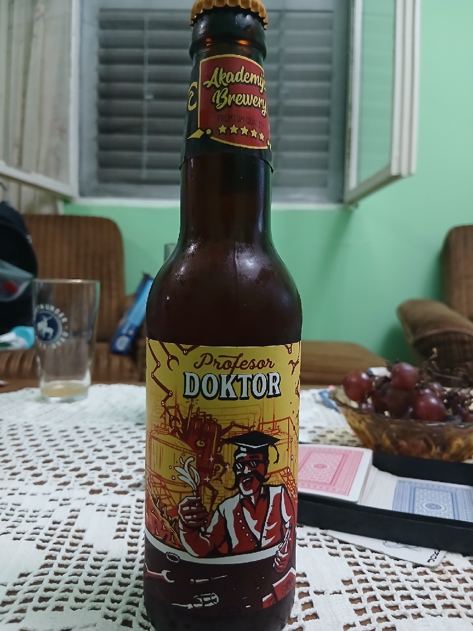 Profesor Doktor, Montenegro