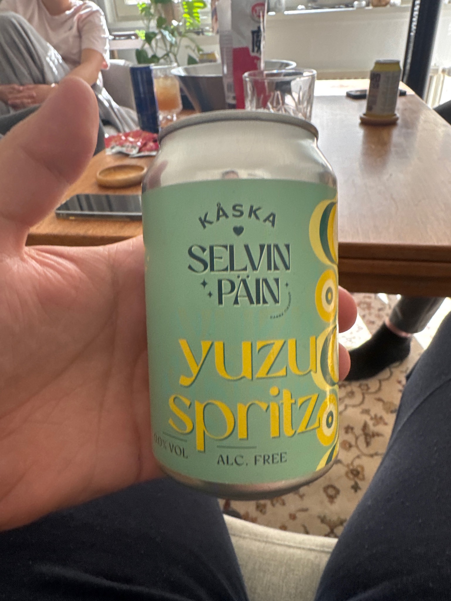 Selvin Päin Yuzu Spritz, Kåska