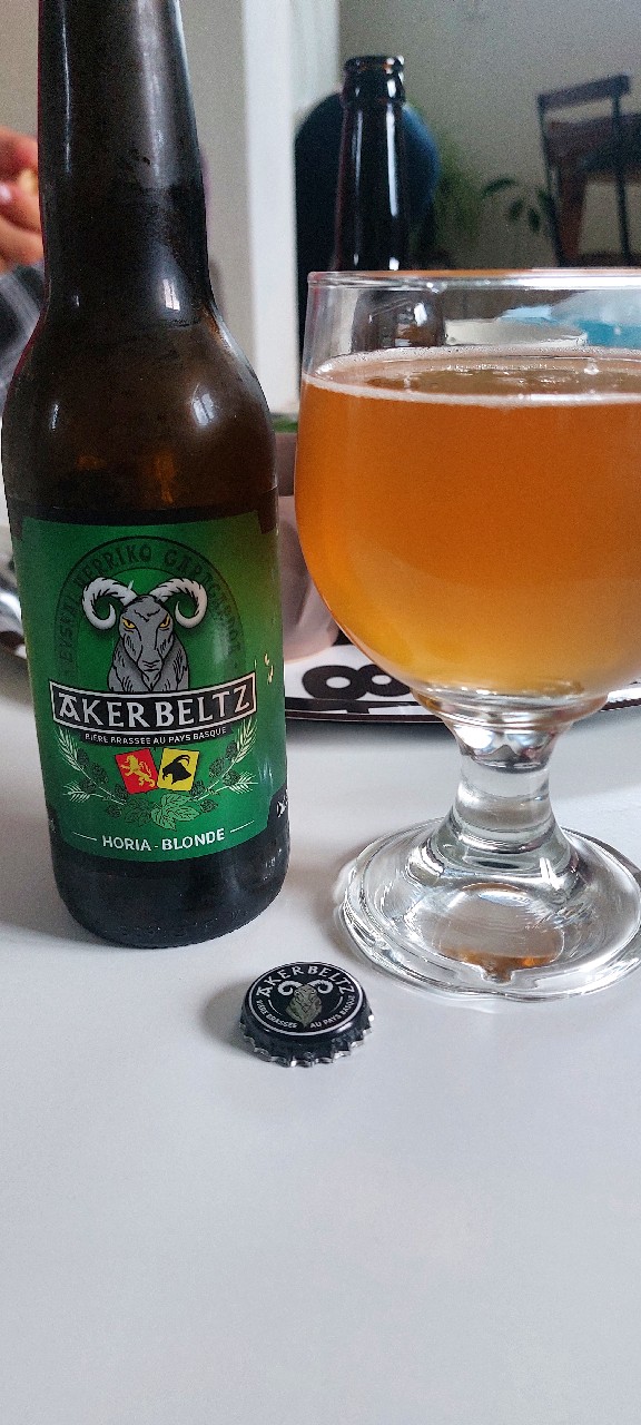 Akerbeltz Blonde, Brasserie Akerbeltz