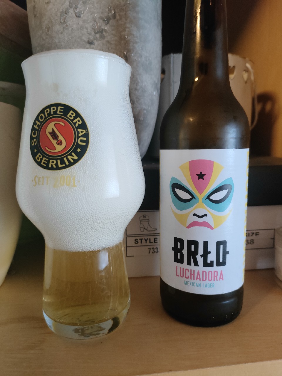 Brlo Luchadora, BRŁO