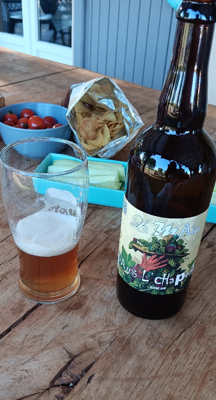 La Main Dans L'Chapeau IPA, France