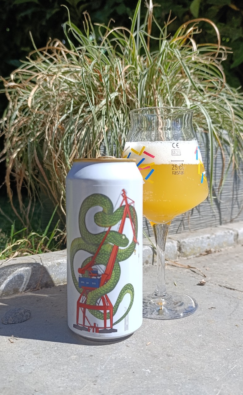 Snakes On A Crane, Sweden