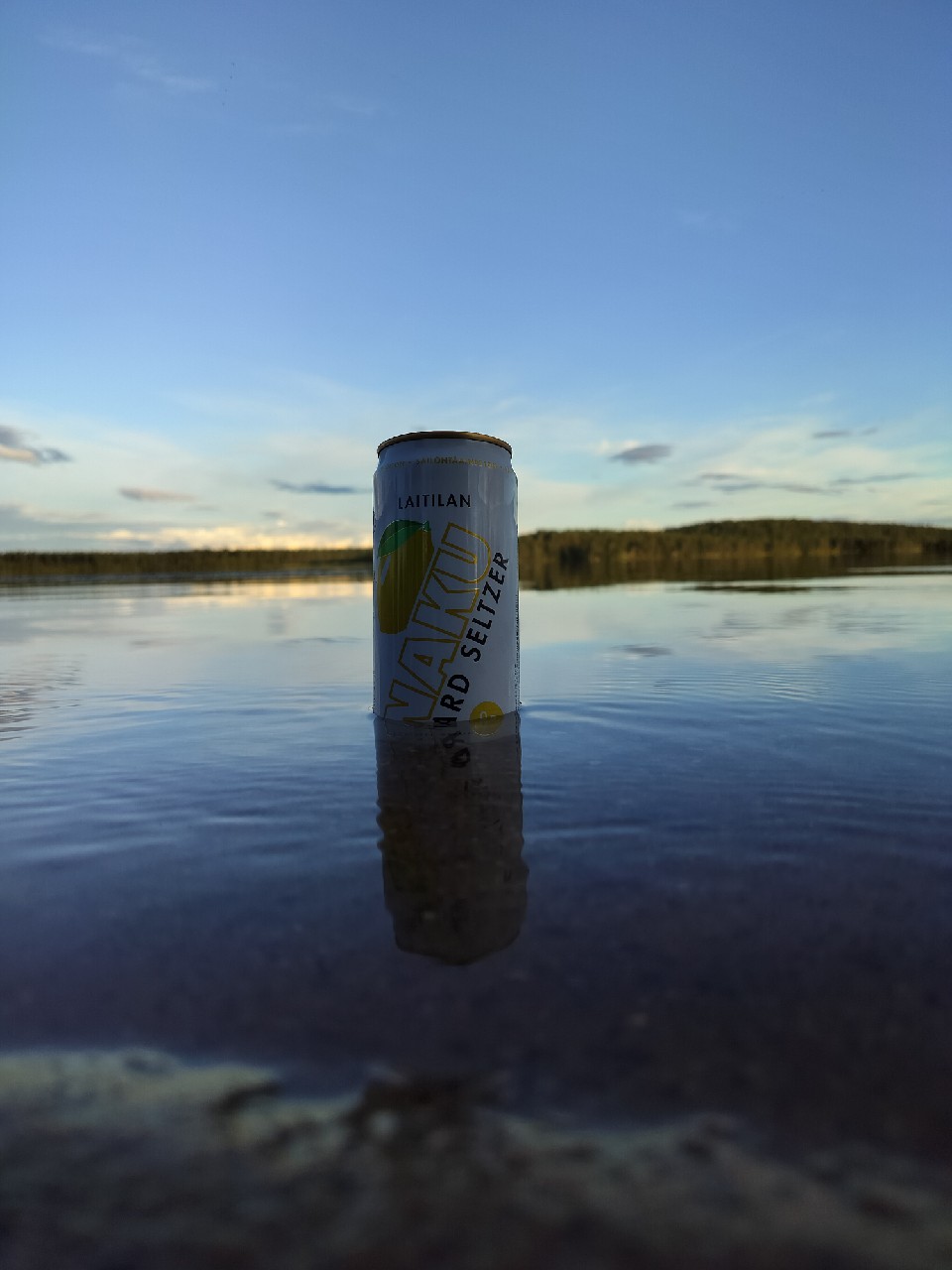 NAKU Hard Seltzer Lemon Sour, Finland