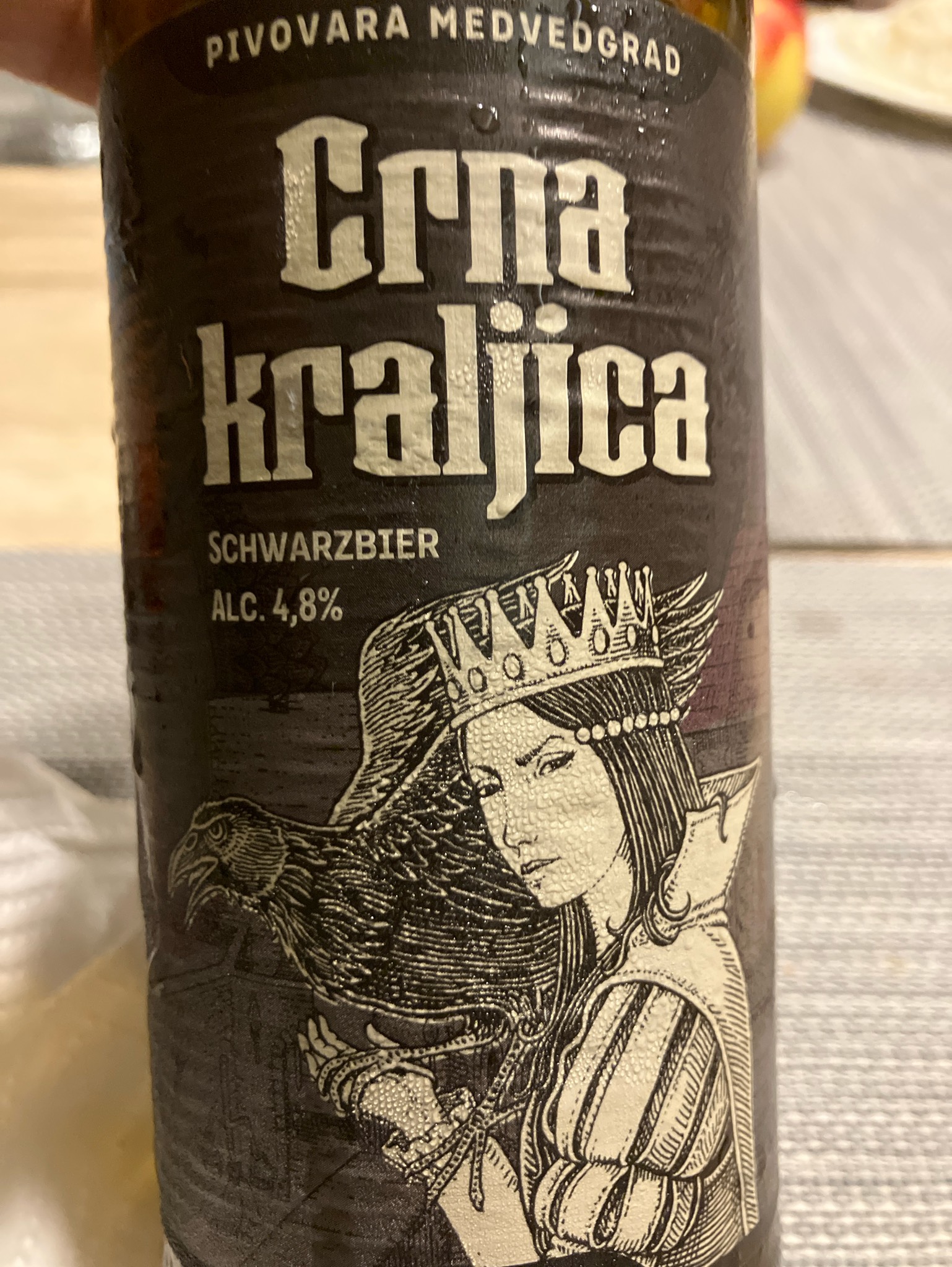 Crna Kraljica, Croatia