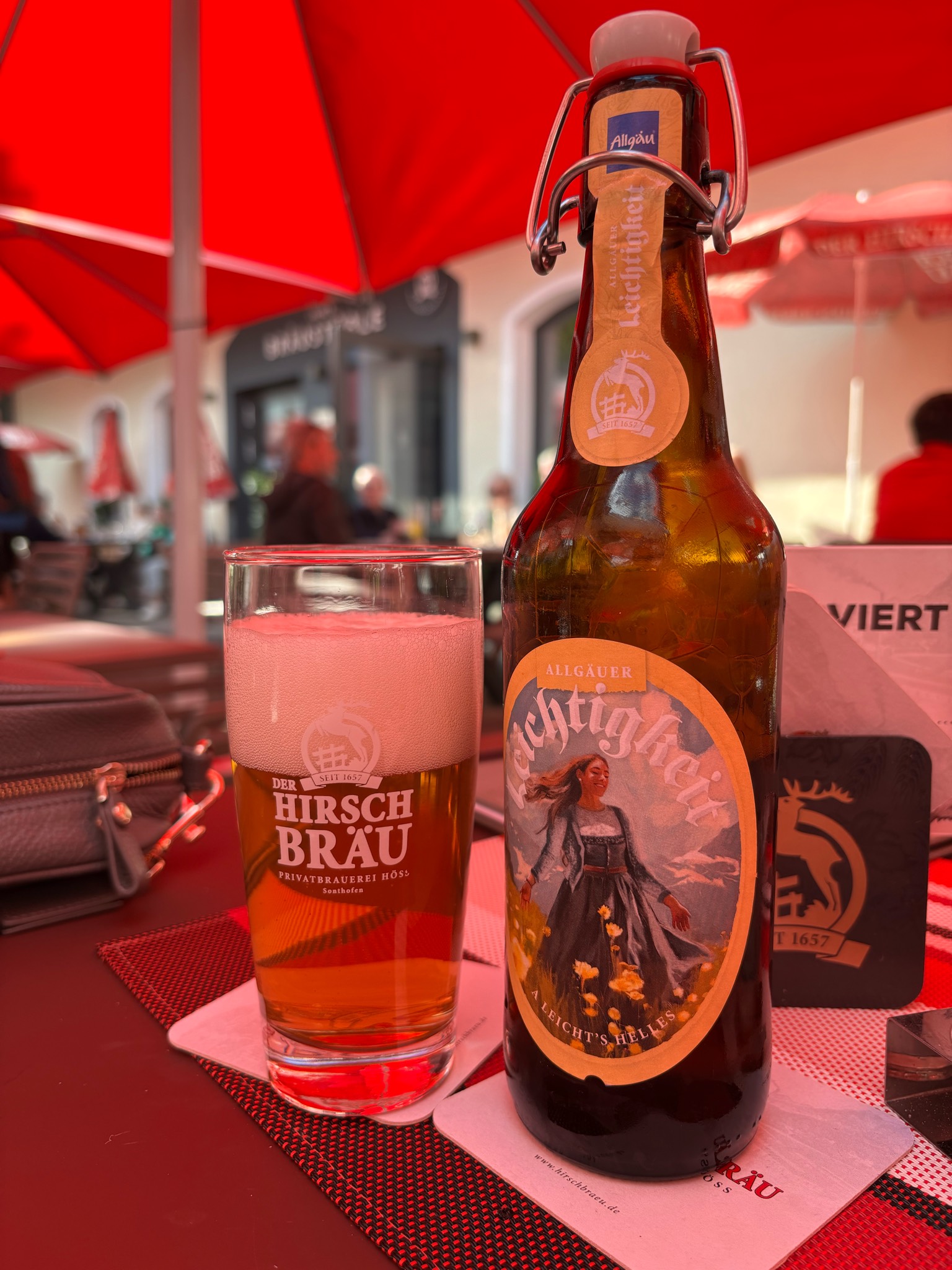 Leichtigkeit, Privatbrauerei Höss der Hirschbräu