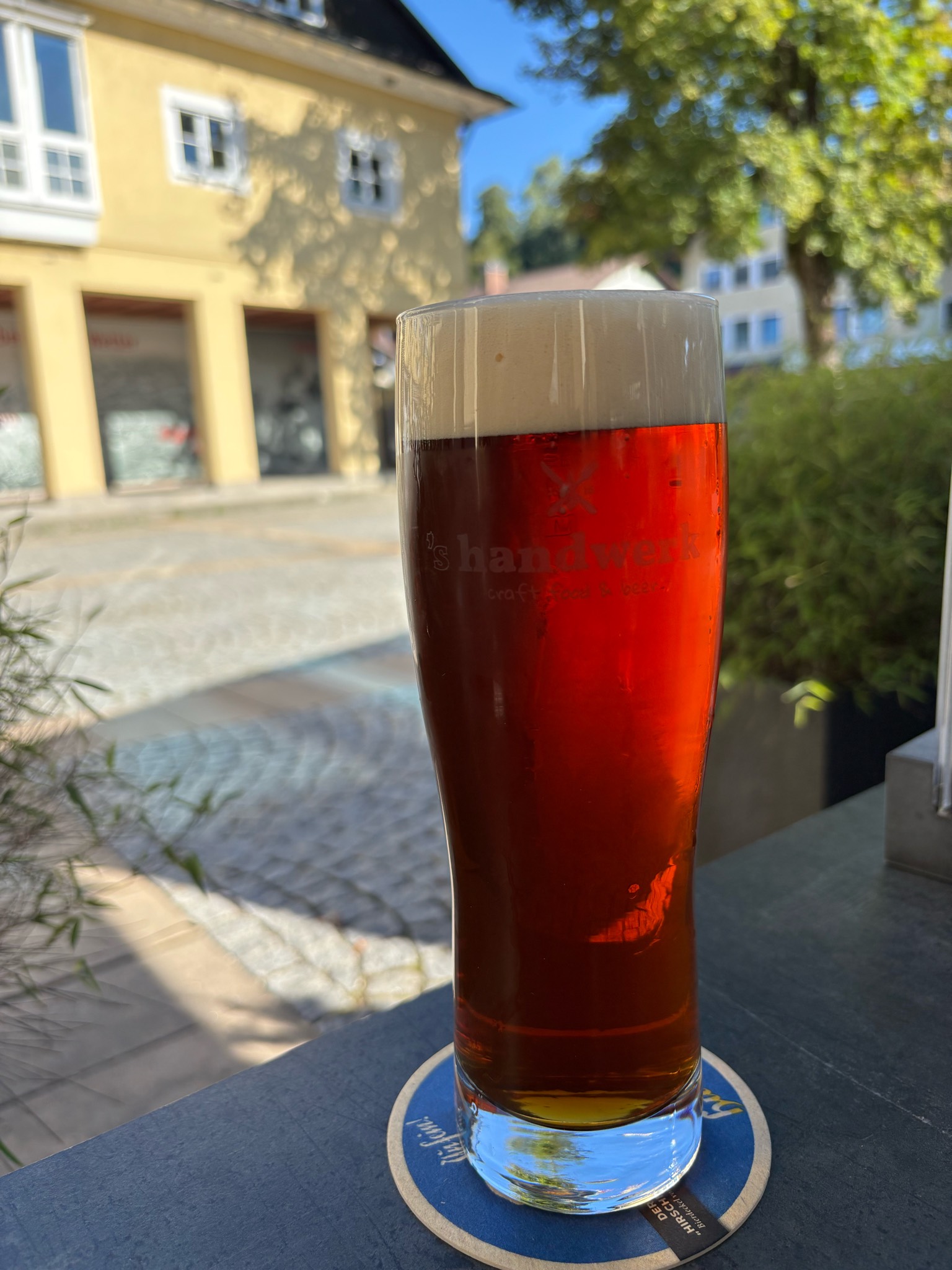 Die Rote Perle, Privatbrauerei Höss der Hirschbräu