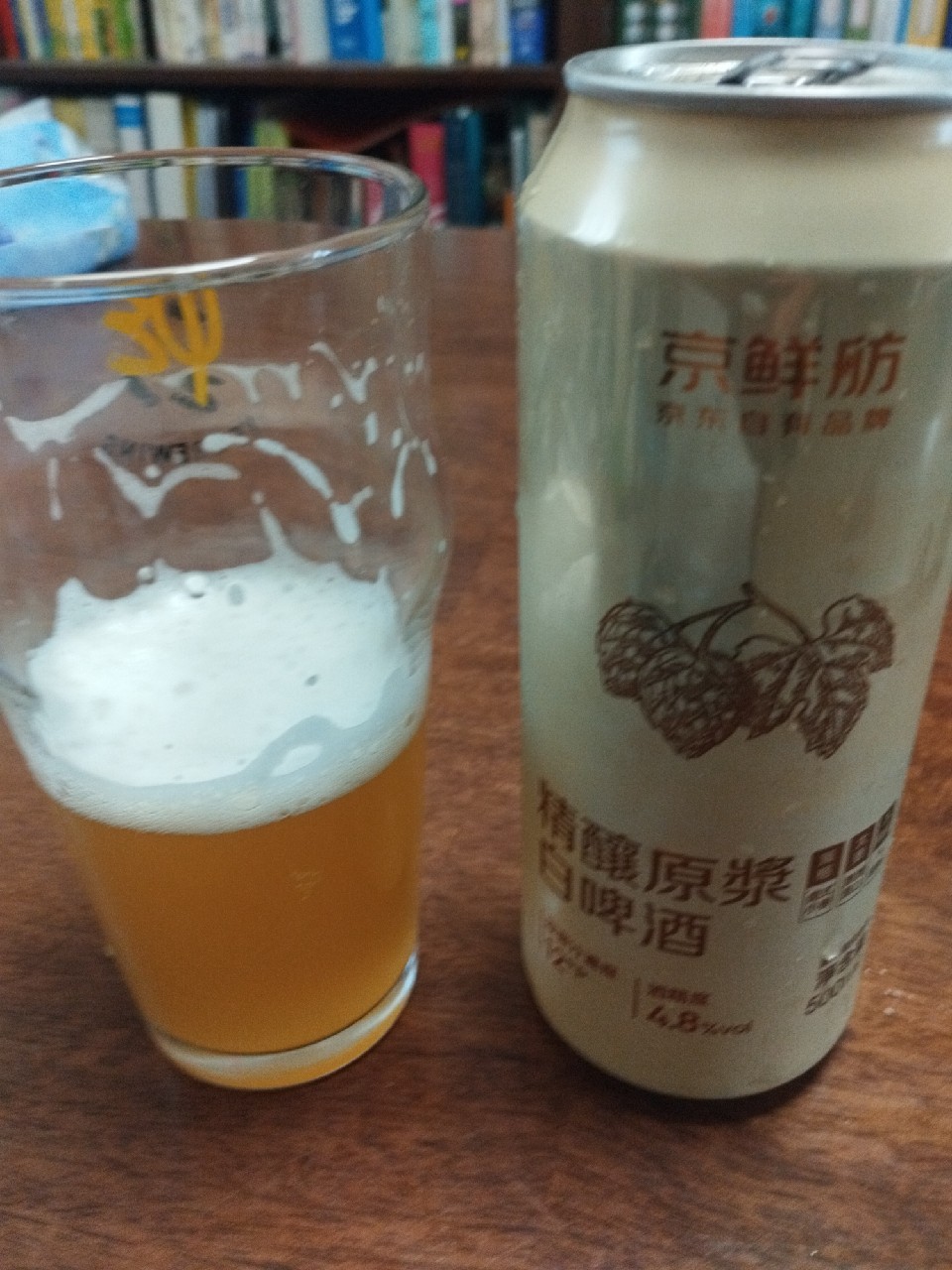 Jīng Niàng Yuán Jiāng Bái Píjiǔ / 精釀原漿白啤酒, China