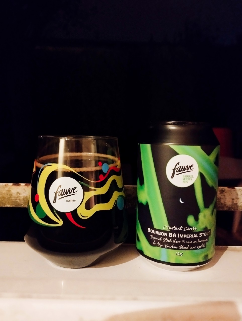 L'Instant Dérobé, France