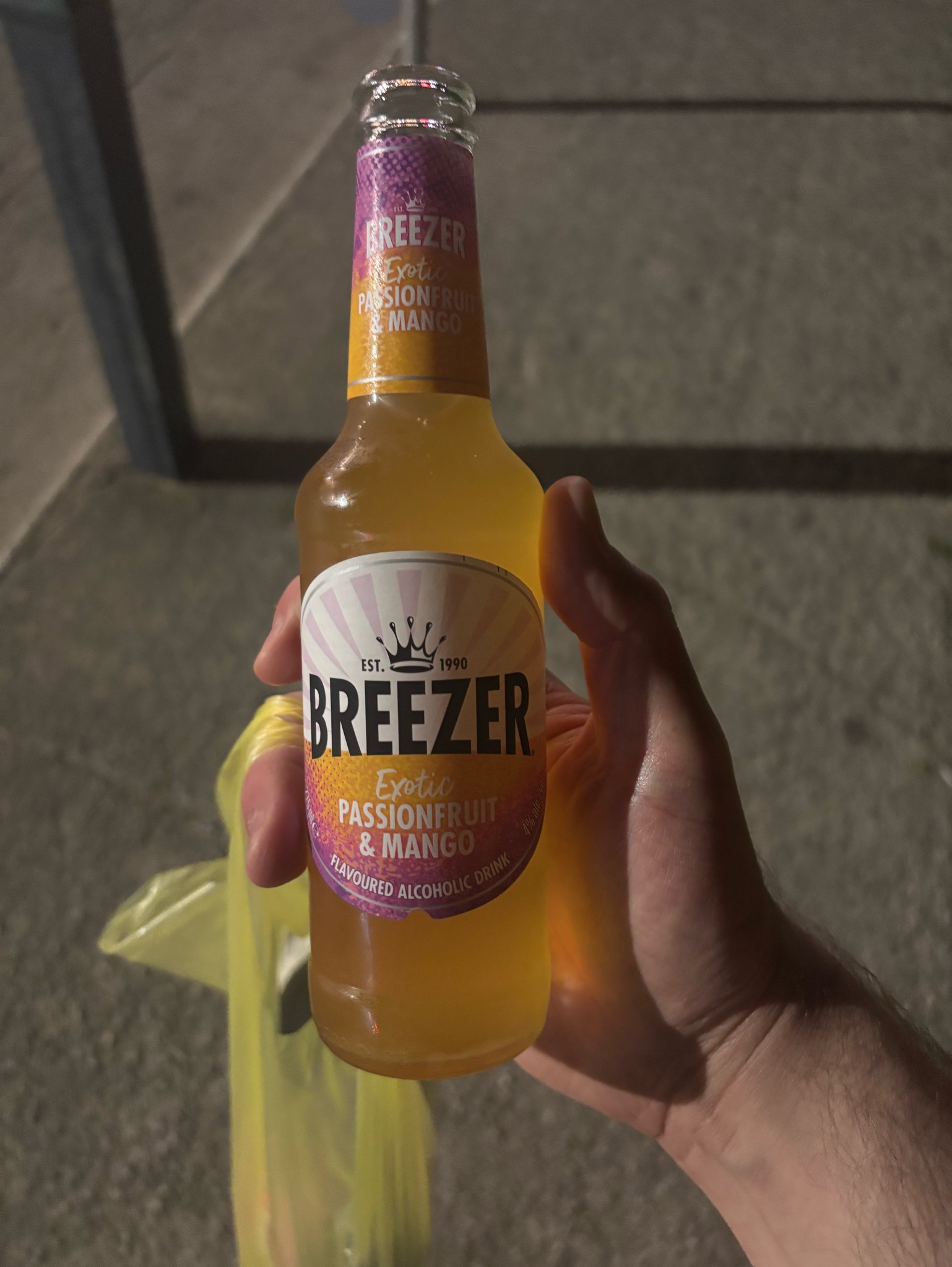 Breezer Passionfruit & Mango, Bermuda
