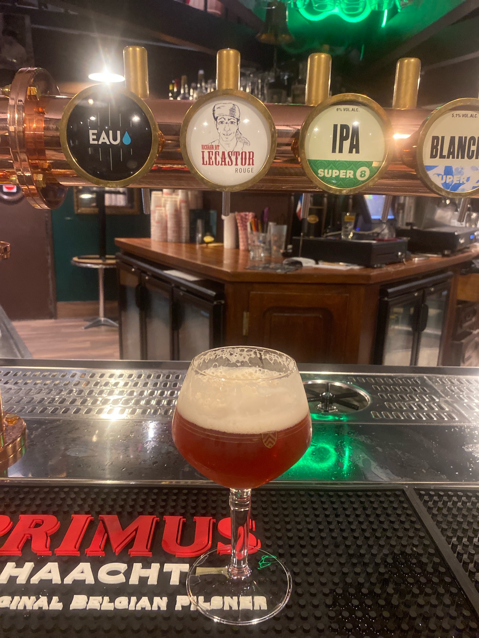 Richard Dit Lecastor Red / Rouge, Microbrasserie de L'Île d'Orléans (Brouwerij Haacht Brasserie)