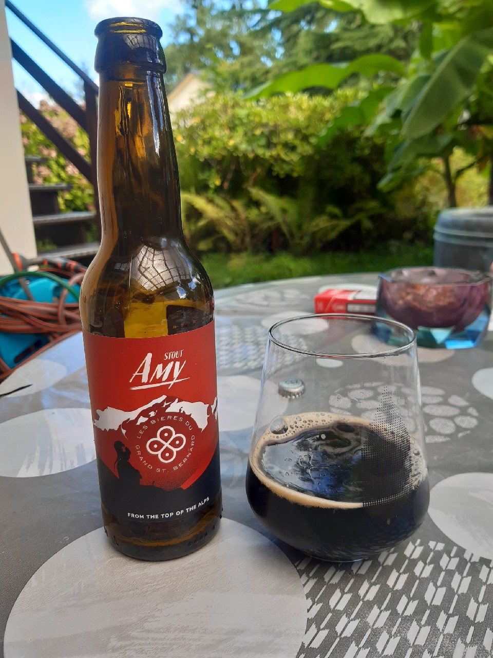 Amy, Les Bières Du Grand St. Bernard