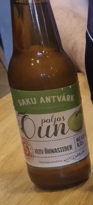 Saku Antvärk Naked Apple, Estonia