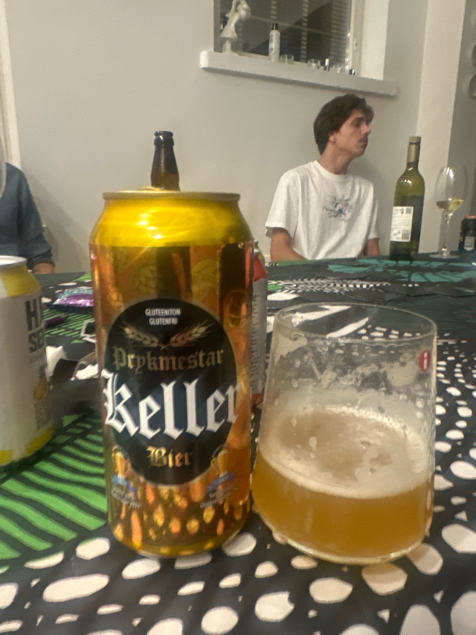 Prykmestar Keller, Finland