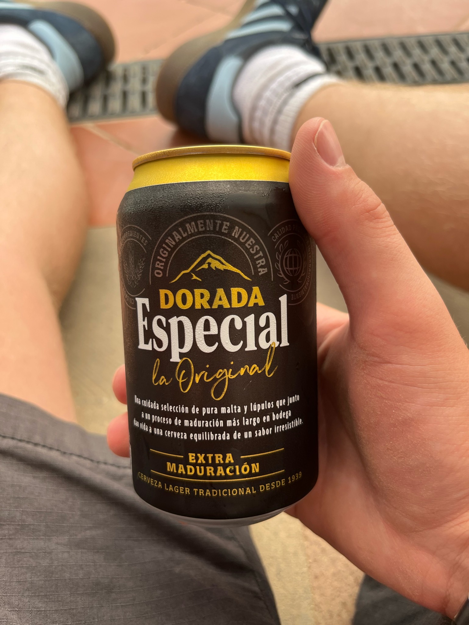 Dorada Especial, Compañia Cervecera de Canarias (SABMiller)