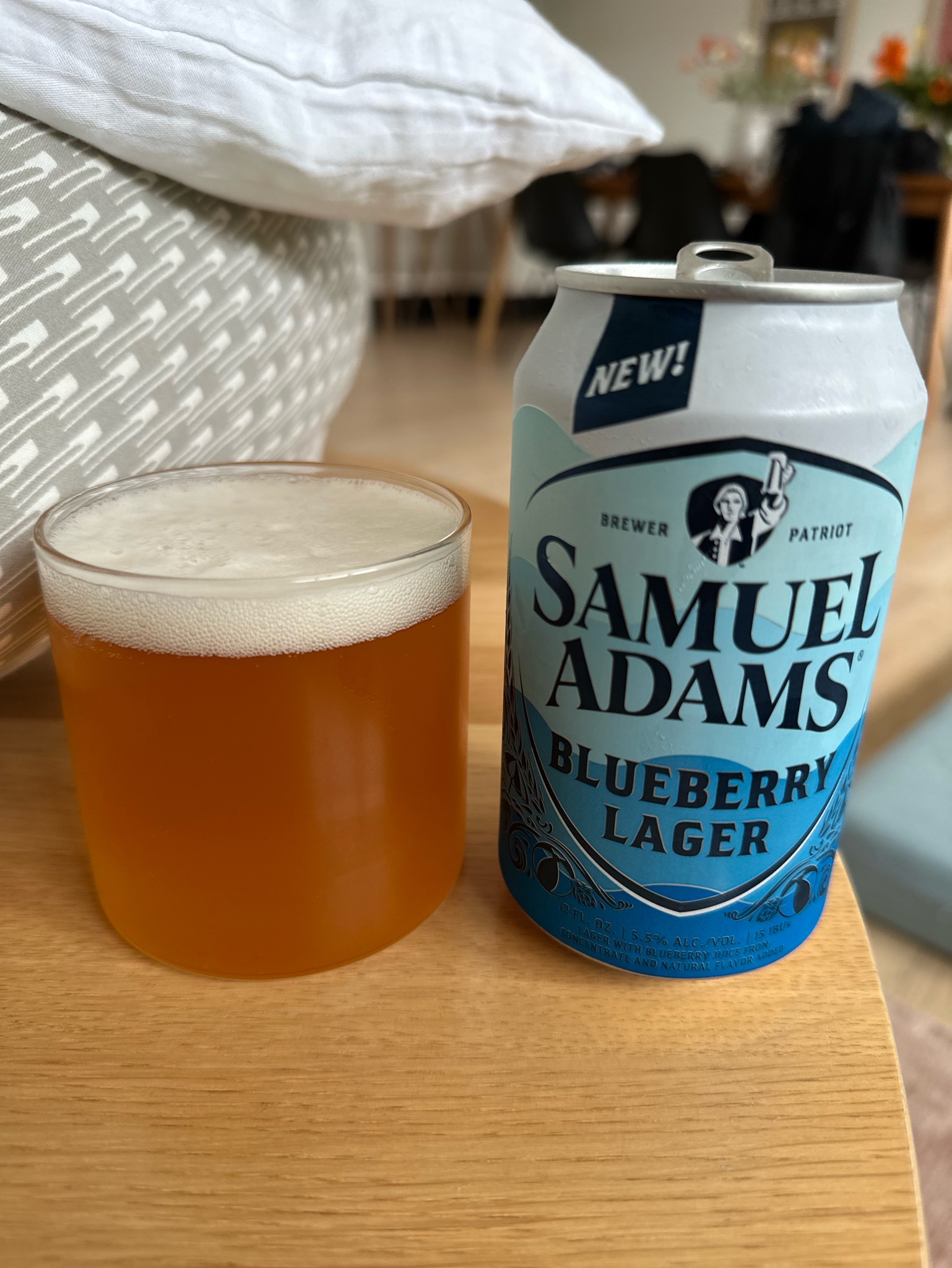 Sam Adams Blueberry Lager, Samuel Adams (Boston Beer Company)