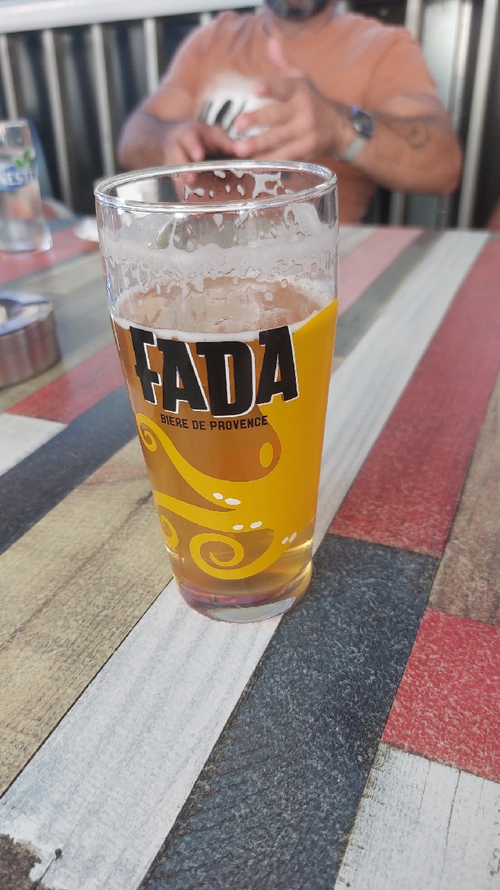 Fada Blonde, France