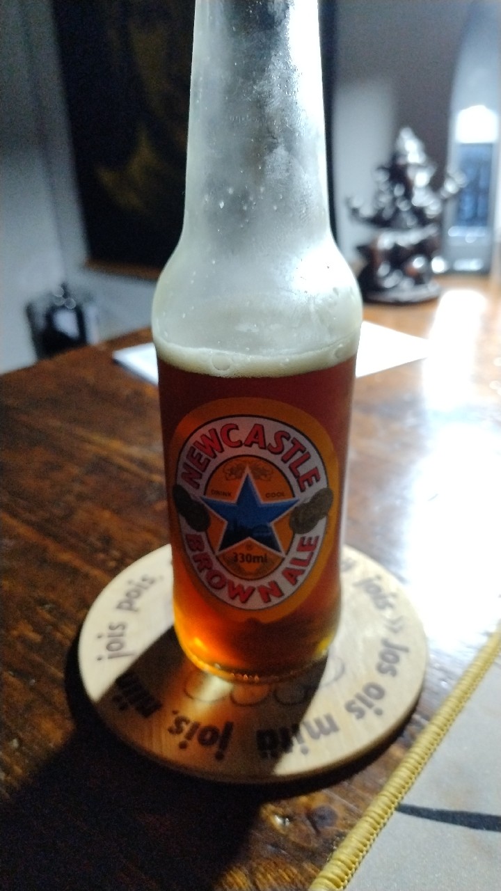 Newcastle Brown Ale, John Smith's Brewery (Heineken)