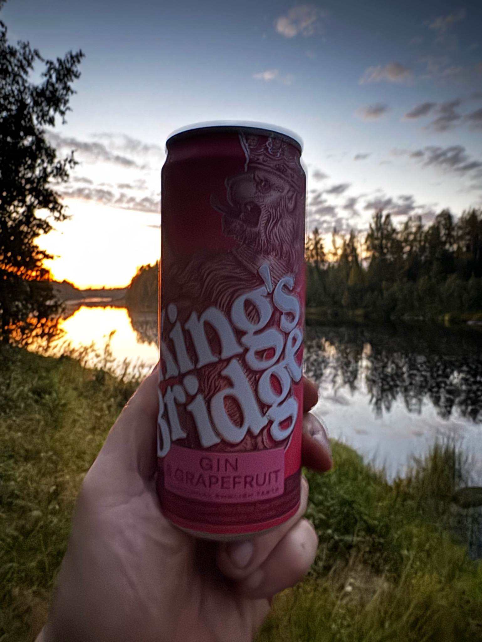 Gin & Grapefruit, Ukraine