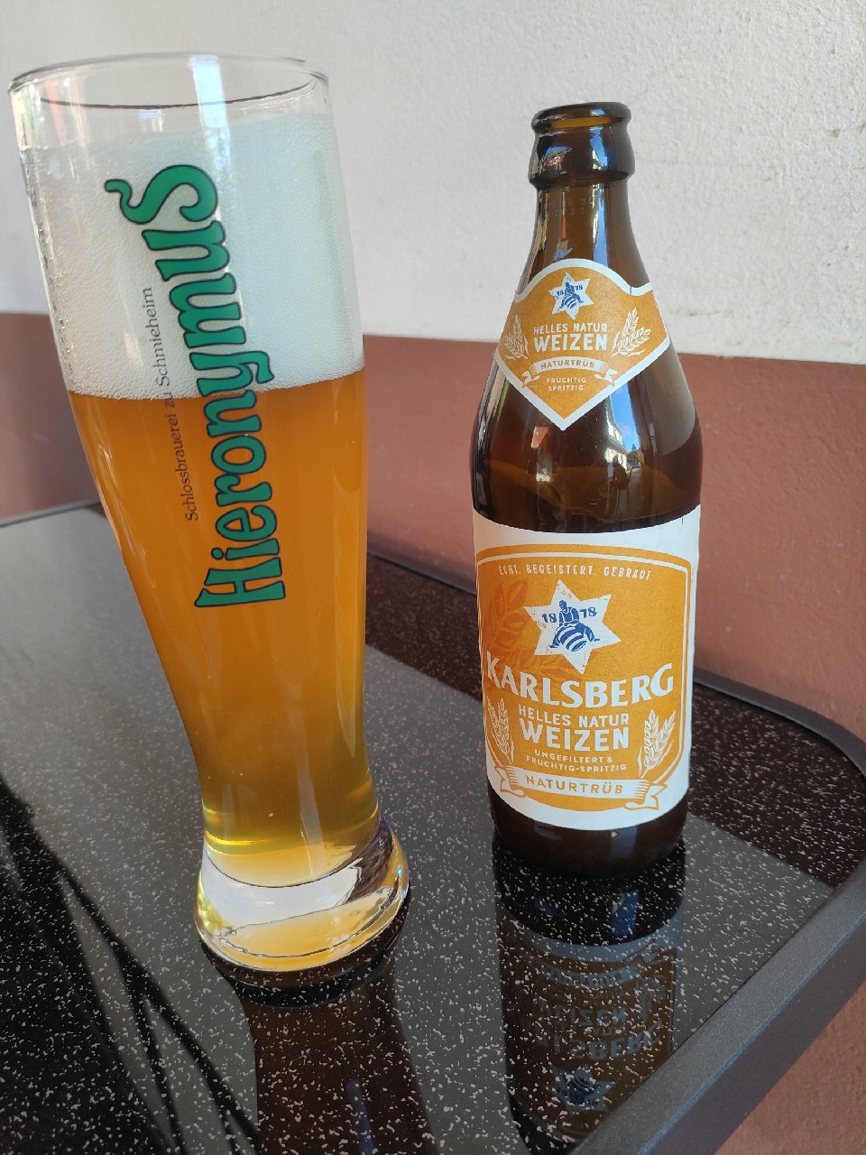 Karlsbräu Helles Natur Weizen / Weizen Hell, Karlsberg Brauerei