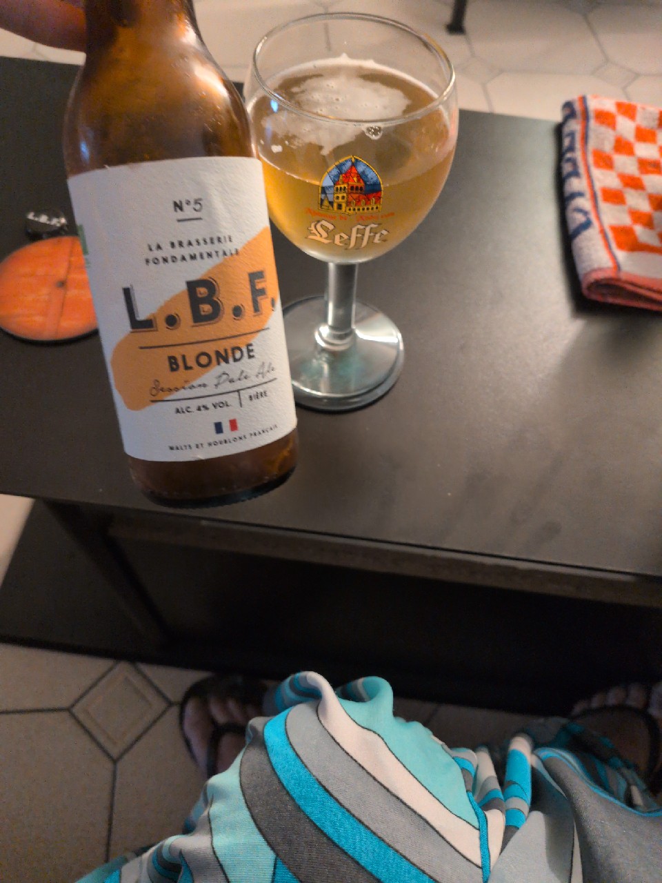 L.B.F. Blonde, France