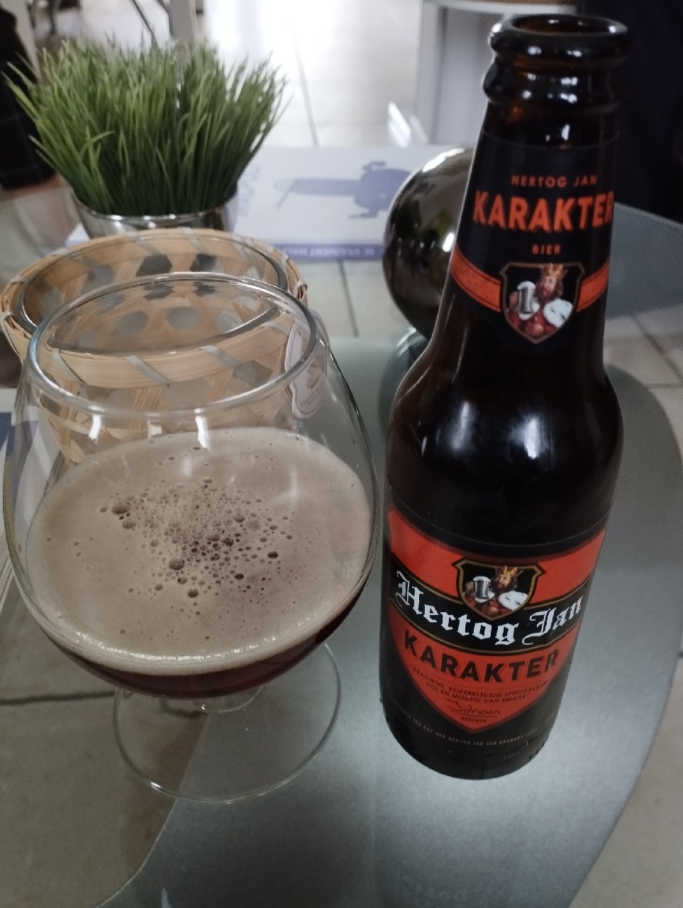 Karakter, Netherlands