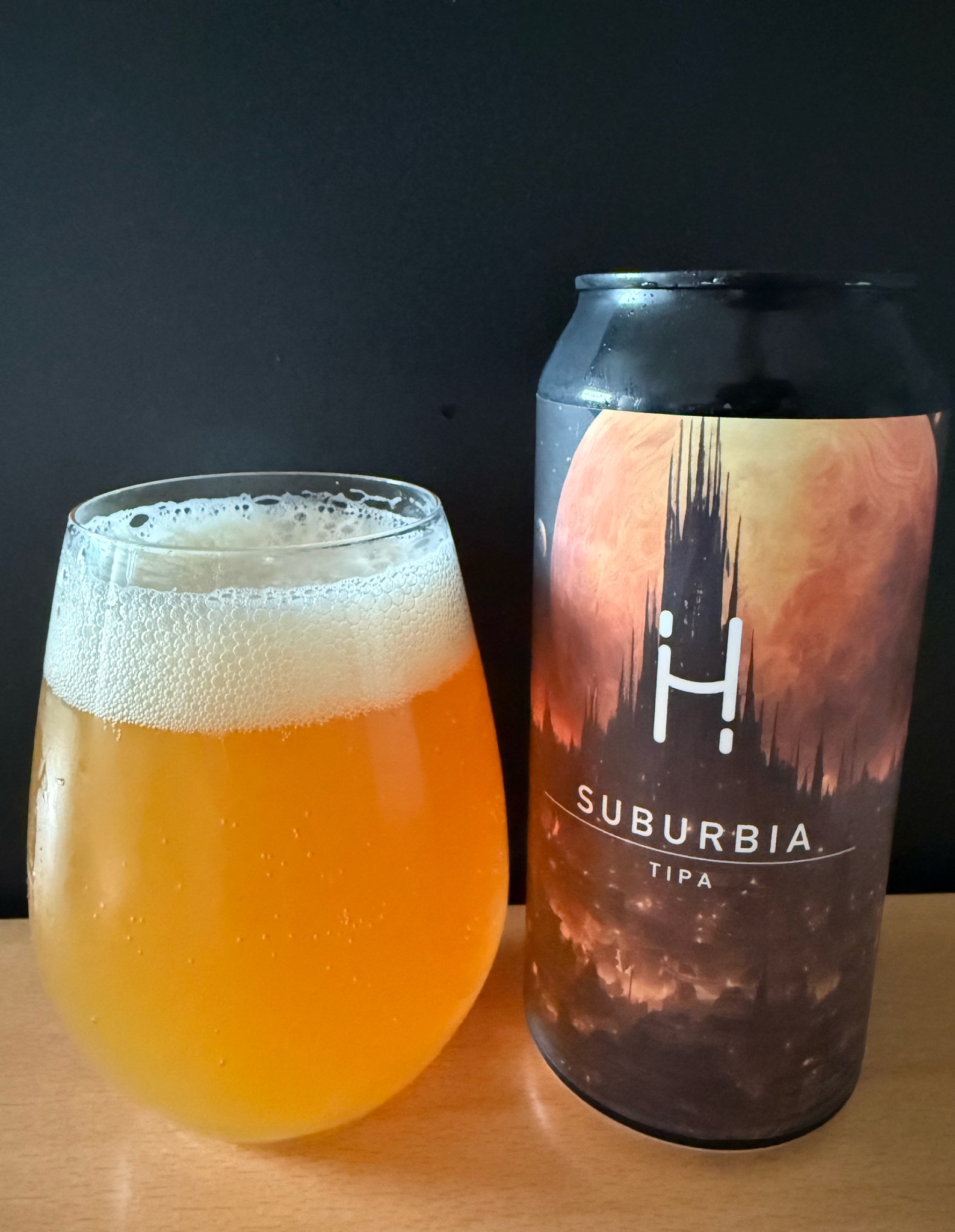 Suburbia, Hopalaa