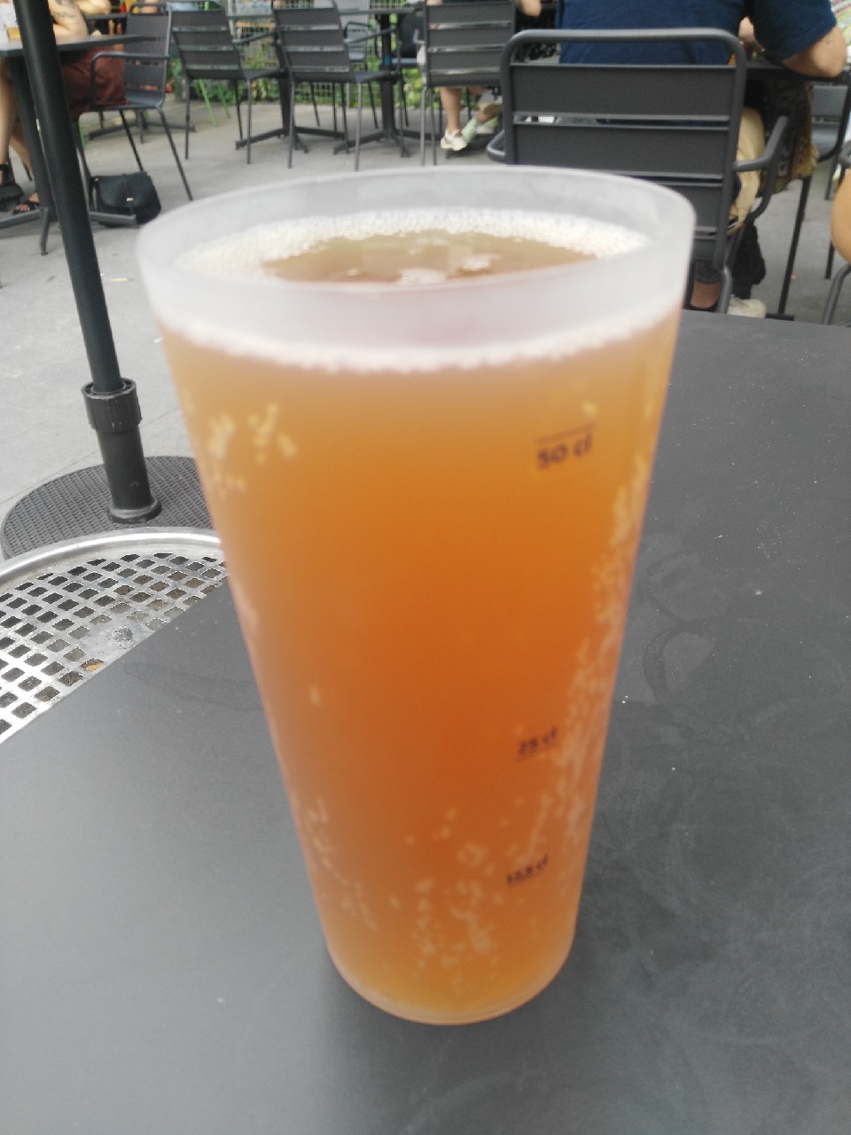 L'Hirondelle Triple, France