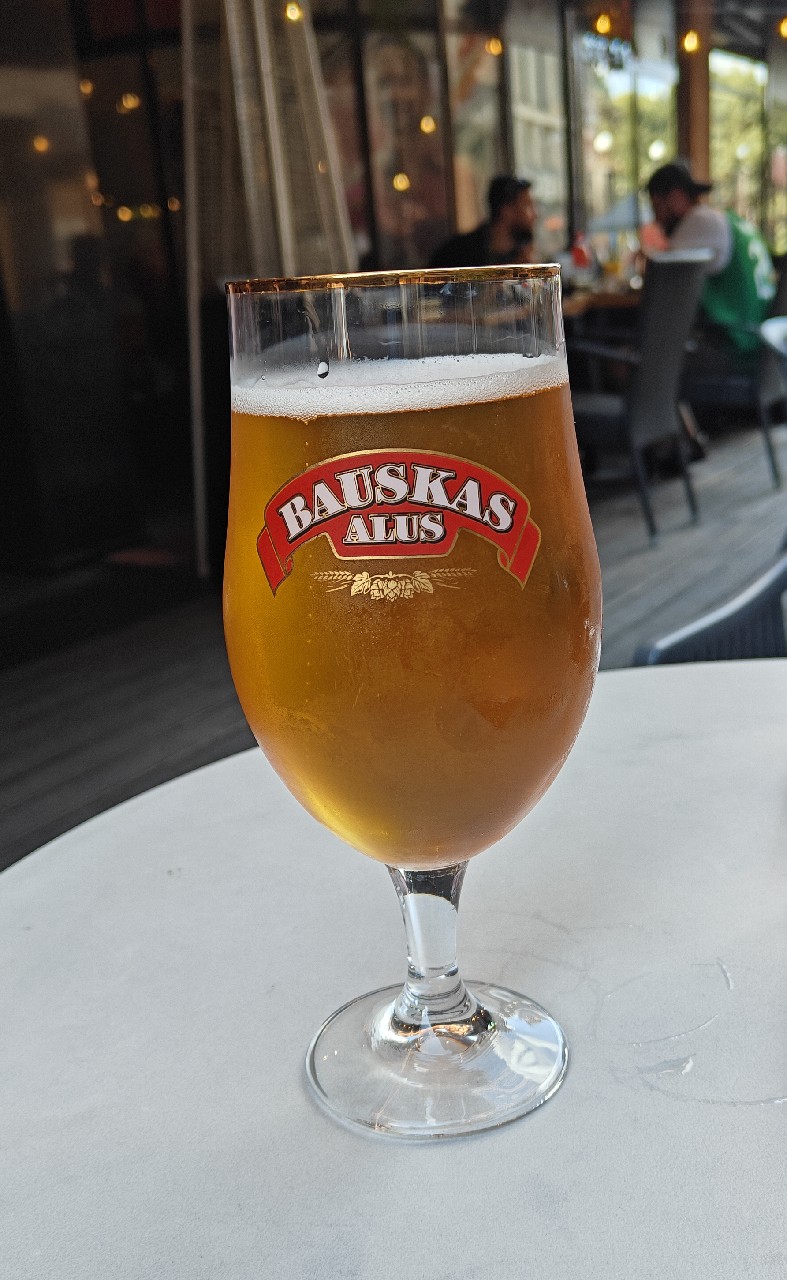 Gaišais Savējais, Latvia