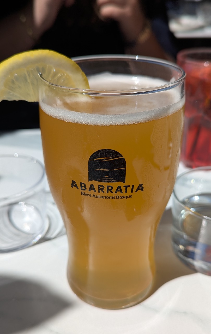 Abarratia Blanche, Abarratia