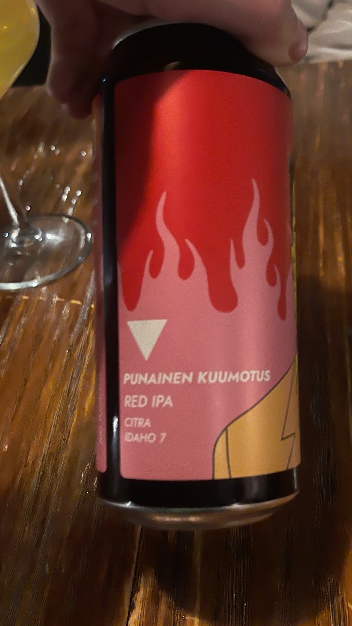 Punainen Kuumotus, Finland