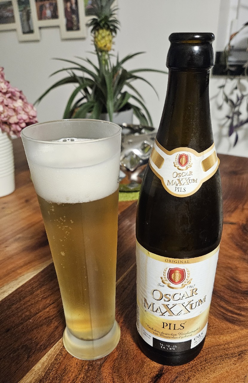 Oscar Maxxum Pils, Trinkgut