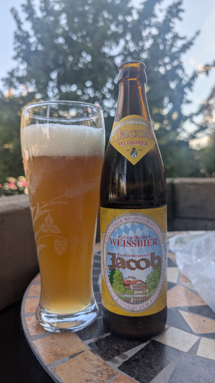 Jacob Naturtrübes Hefe Weissbier, Familienbrauerei Jacob