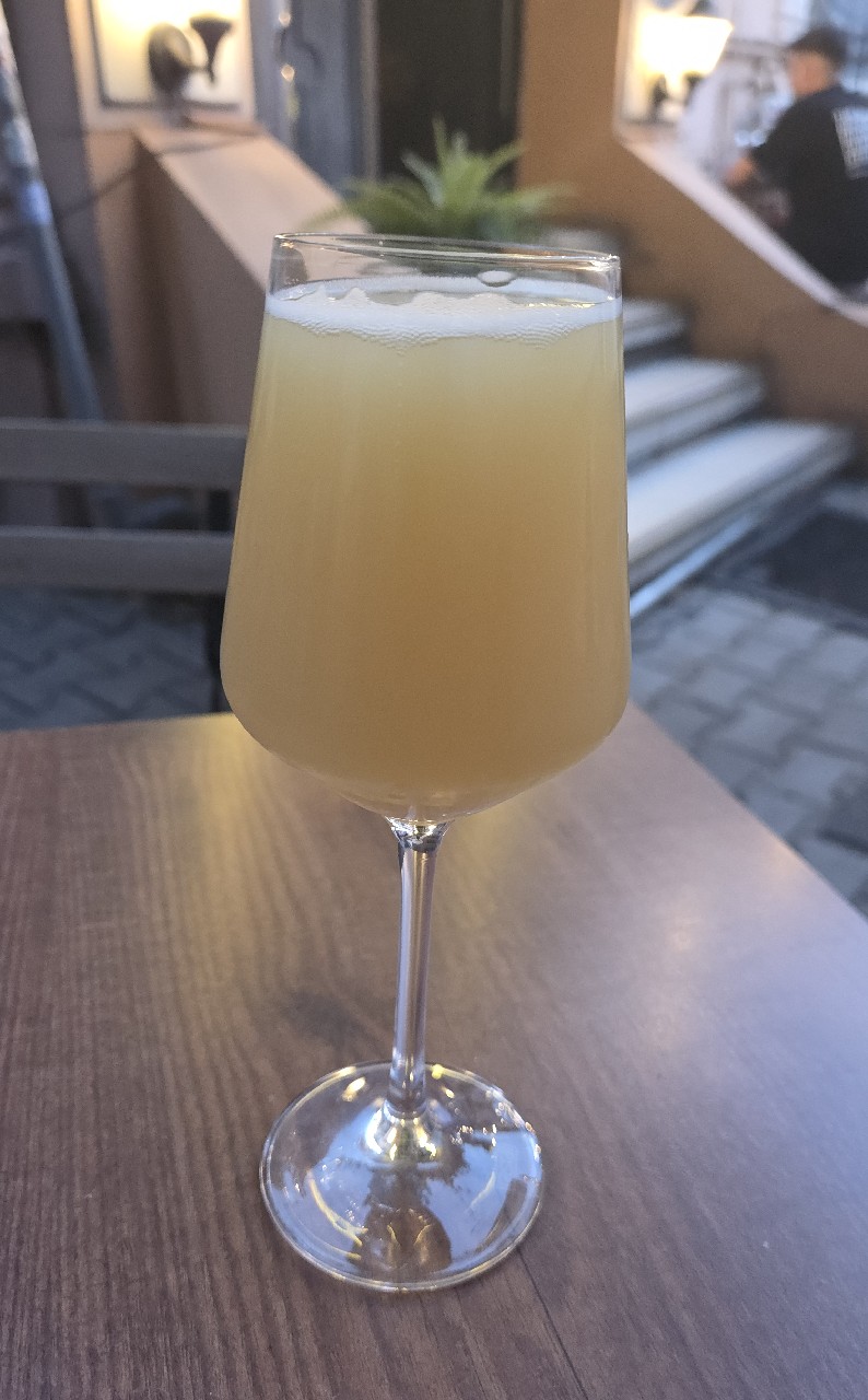 army of four, Romania