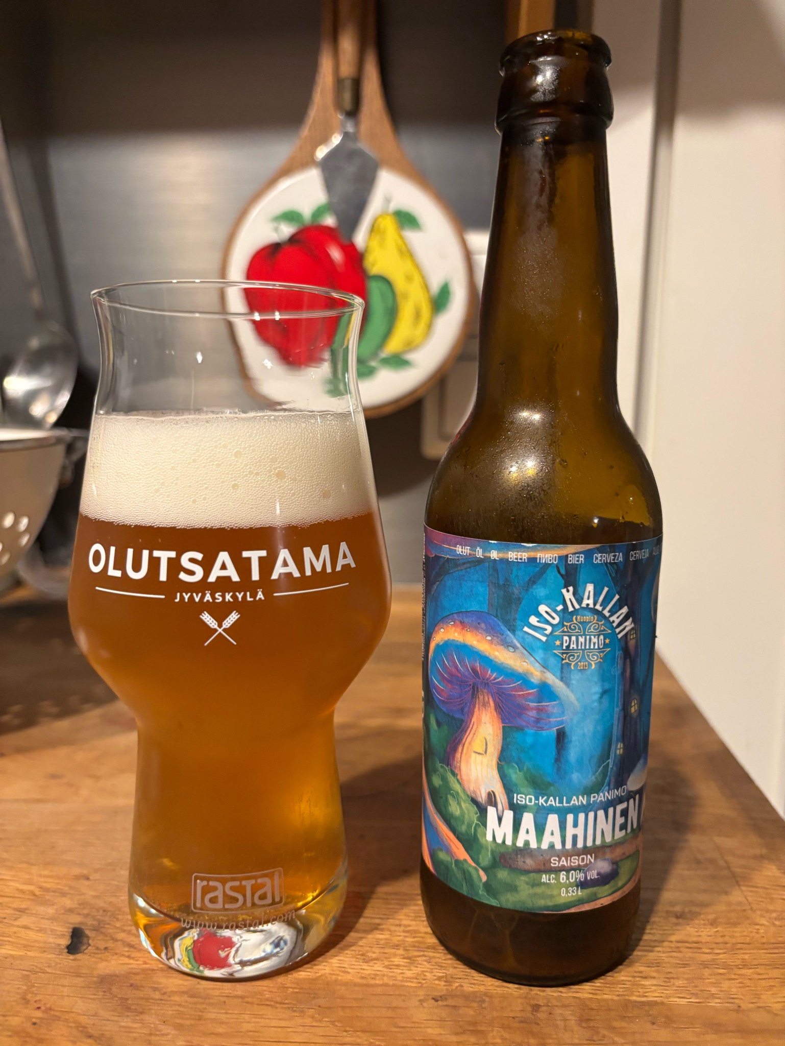 Maahinen, Finland