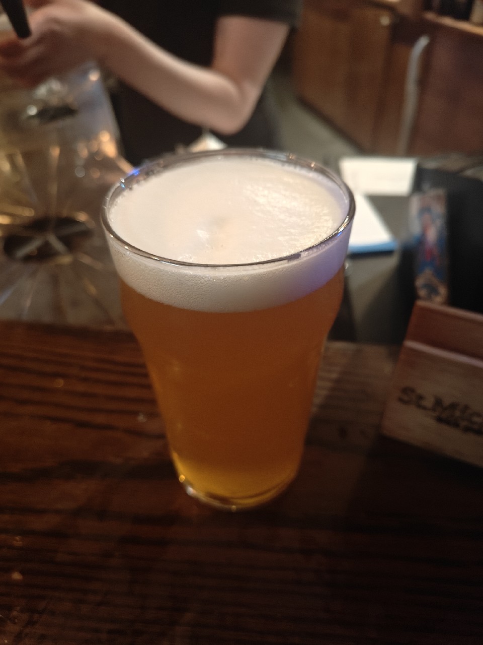 Cerdos Voladores Pale Ale, Spain
